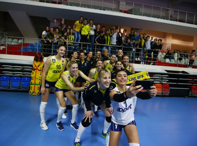 Fenerbahçe Öznur Kablo 56-48 Botaş Spor