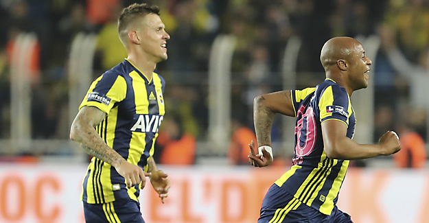 Martin Skrtel'e 3 maç ceza çıktı!