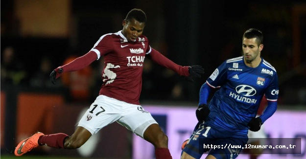 Fenerbahçe'nin listesindeki Habib Diallo sezon sonu geliyor