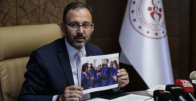 'Griezmann'a ses çıkarmayanlar milli futbolcularımızın selamından başka anlamlar çıkarıyor'