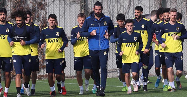 Fenerbahçe'de Max Kruse ve Vedat Muriqi gelişmesi