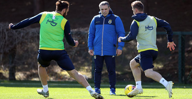 Derbi maçı hazırlıkları sürüyor