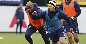 Hazırlıklar aralıksız sürüyor..