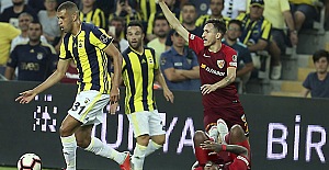 Slimani Premier Lig'e geri dönüyor