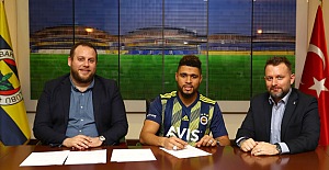 Simon Falette renklerimize bağlandı