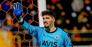 Fenerbahçe'nin eski teknik direktörü Ersun Yanal'dan Altay Bayındır'a Casillas benzetmesi!